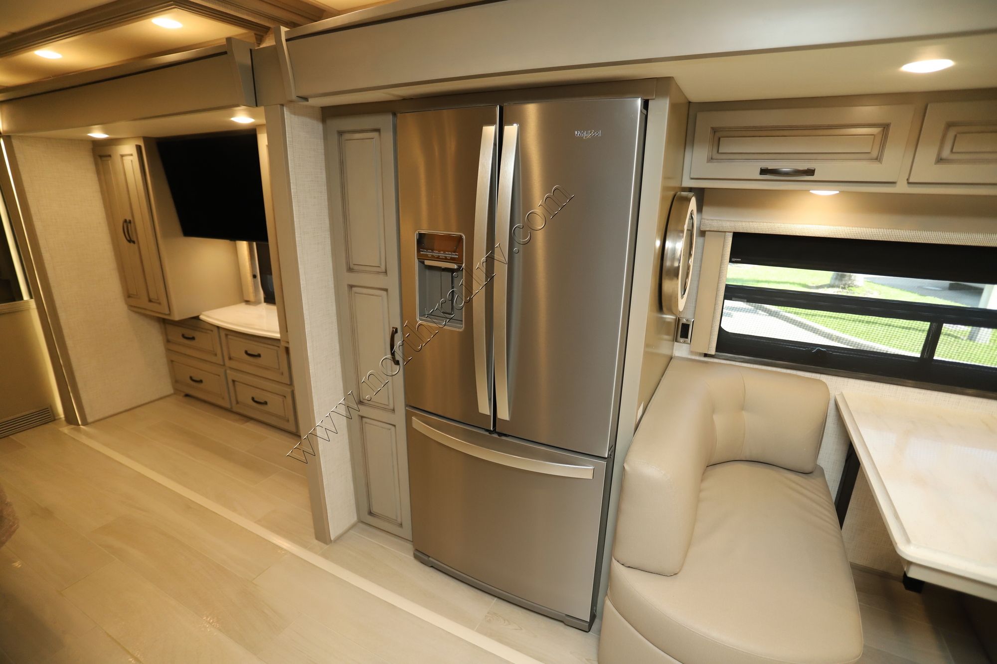 Used 2023 Newmar Dutch Star 4081 Class A  For Sale