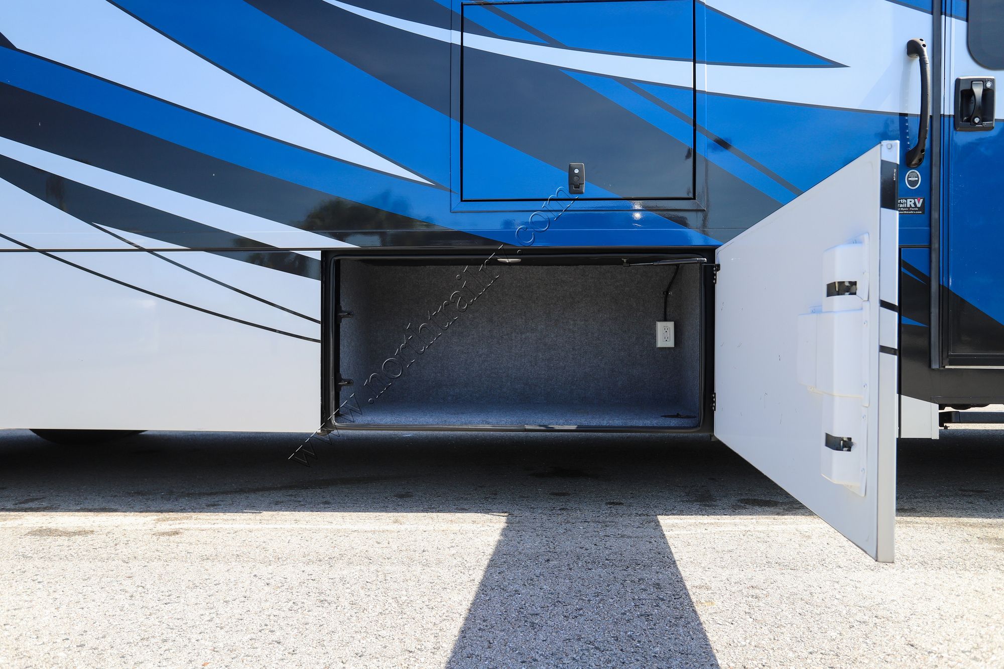 Used 2021 Renegade Rv Verona 36VSB Super C  For Sale