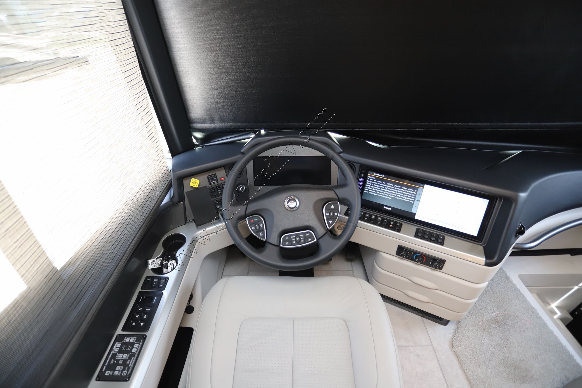New 2026 Newmar London Aire 4569 Class A  For Sale
