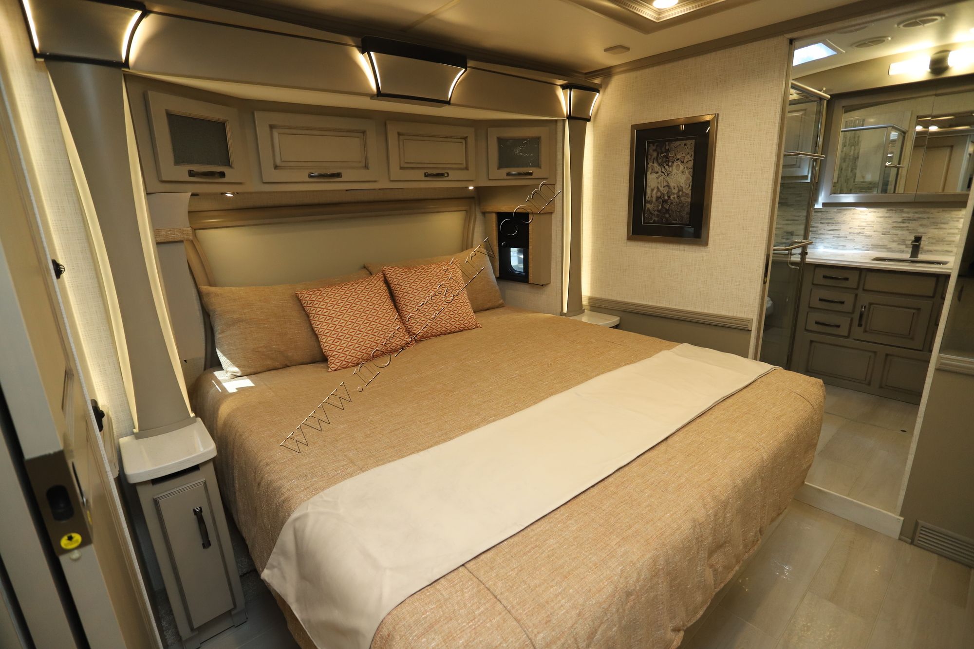 Used 2023 Newmar Dutch Star 4081 Class A  For Sale