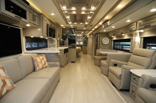 2023 Newmar Dutch Star 4081