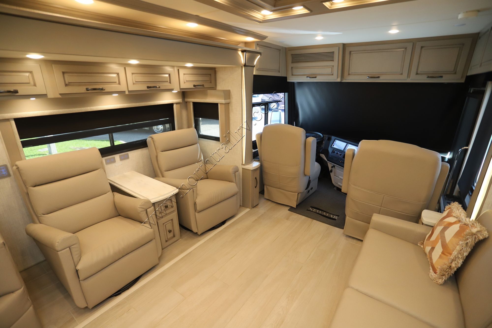 Used 2023 Newmar Dutch Star 4081 Class A  For Sale