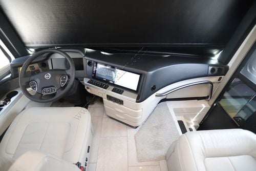 2026 Newmar London Aire 4569