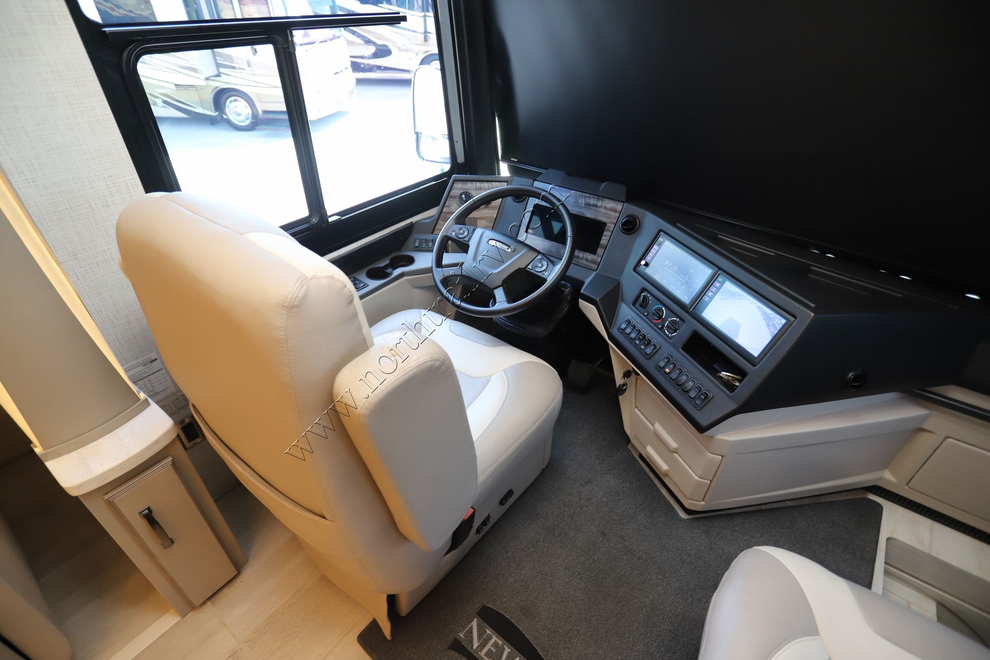 Used 2023 Newmar Dutch Star 4081 Class A  For Sale