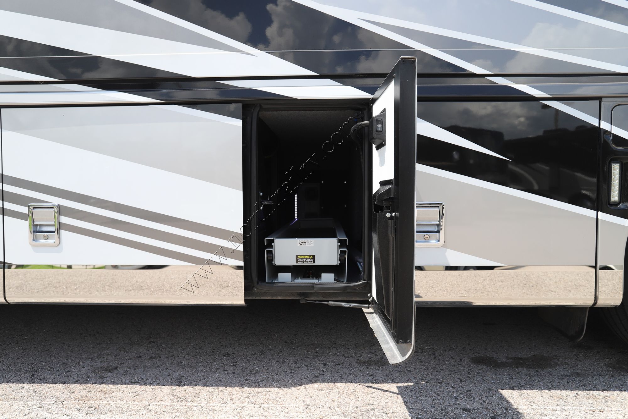 Used 2022 Newmar New Aire 3545 Class A  For Sale