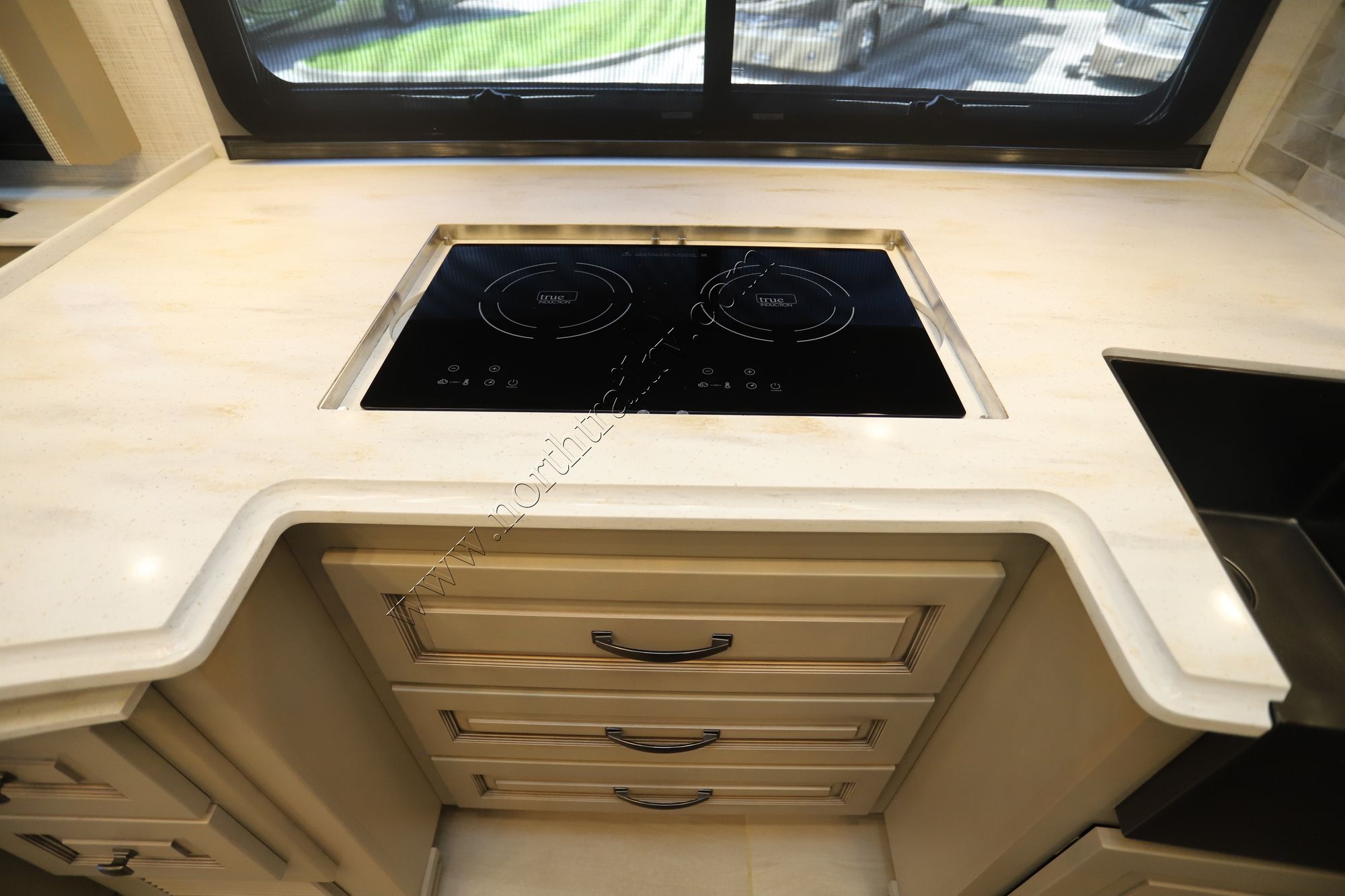 Used 2023 Newmar Dutch Star 4081 Class A  For Sale