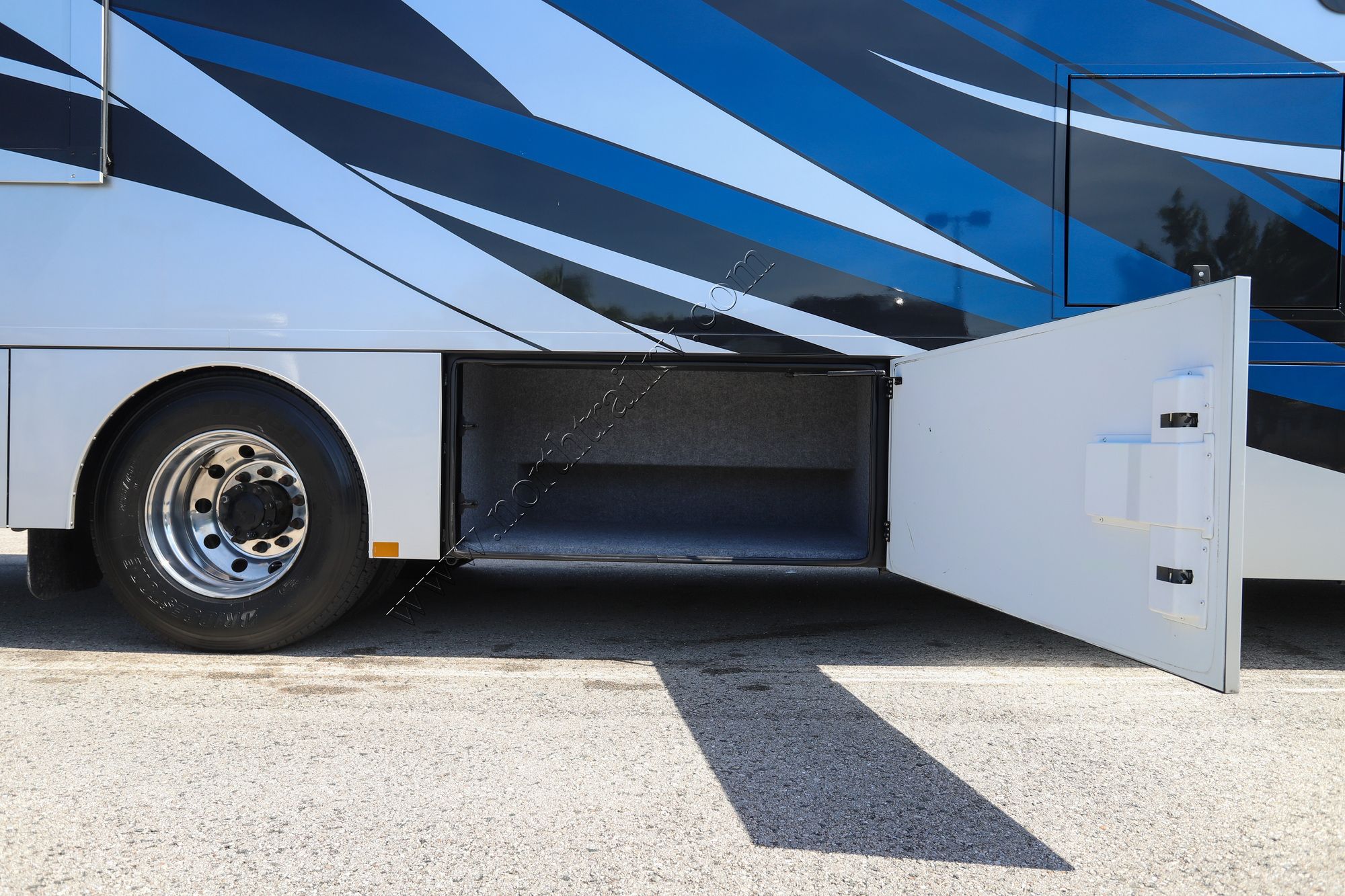 Used 2021 Renegade Rv Verona 36VSB Super C  For Sale