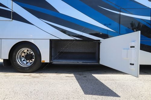 2021 Renegade Rv Verona 36VSB Super C