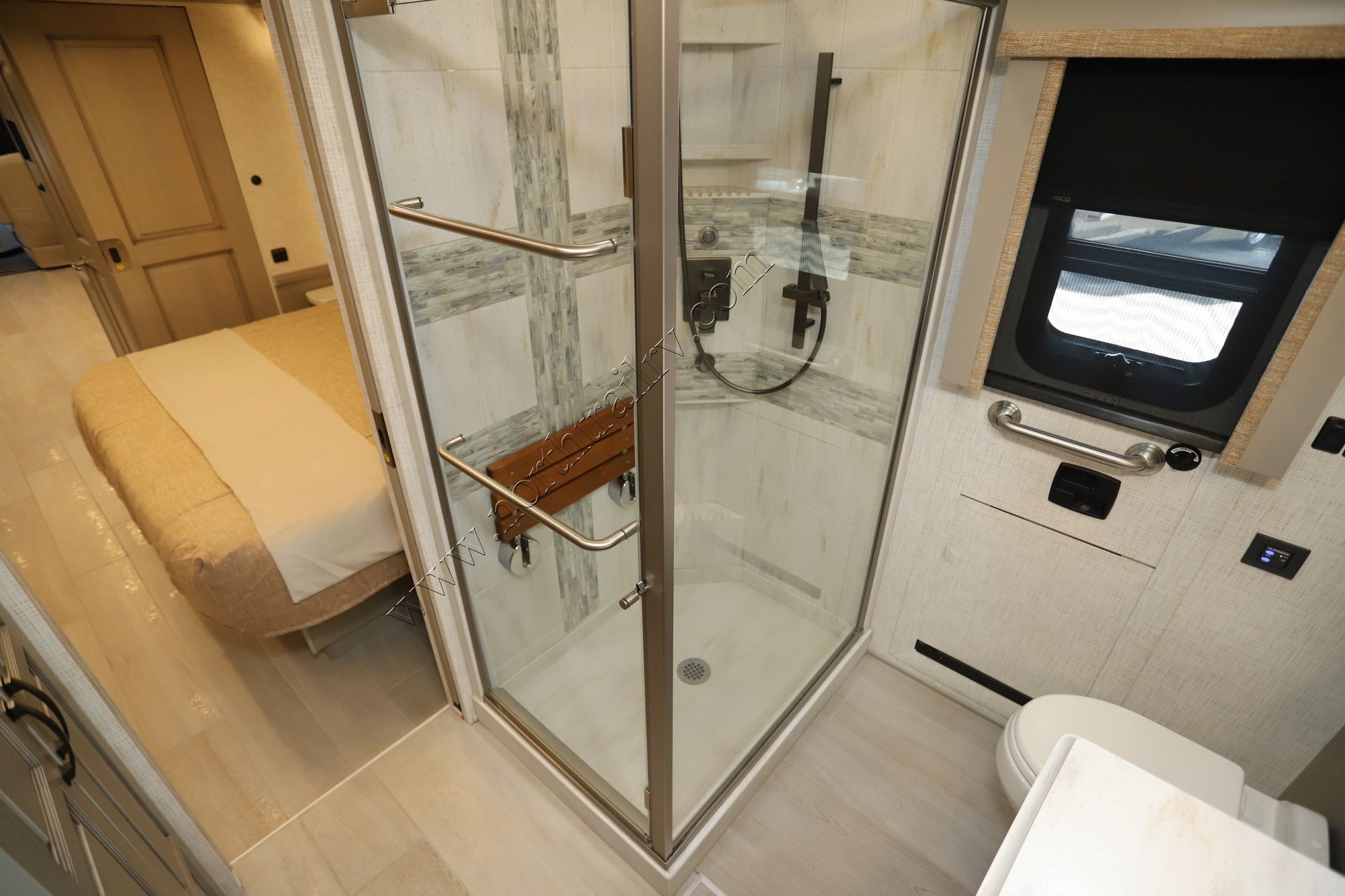 Used 2023 Newmar Dutch Star 4081 Class A  For Sale