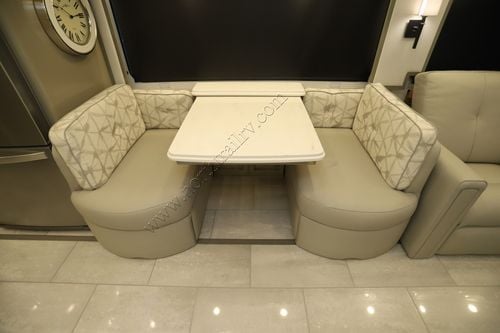 2026 Newmar London Aire 4569