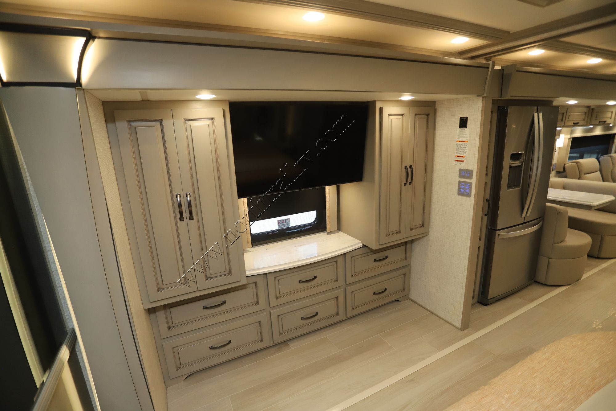 Used 2023 Newmar Dutch Star 4081 Class A  For Sale
