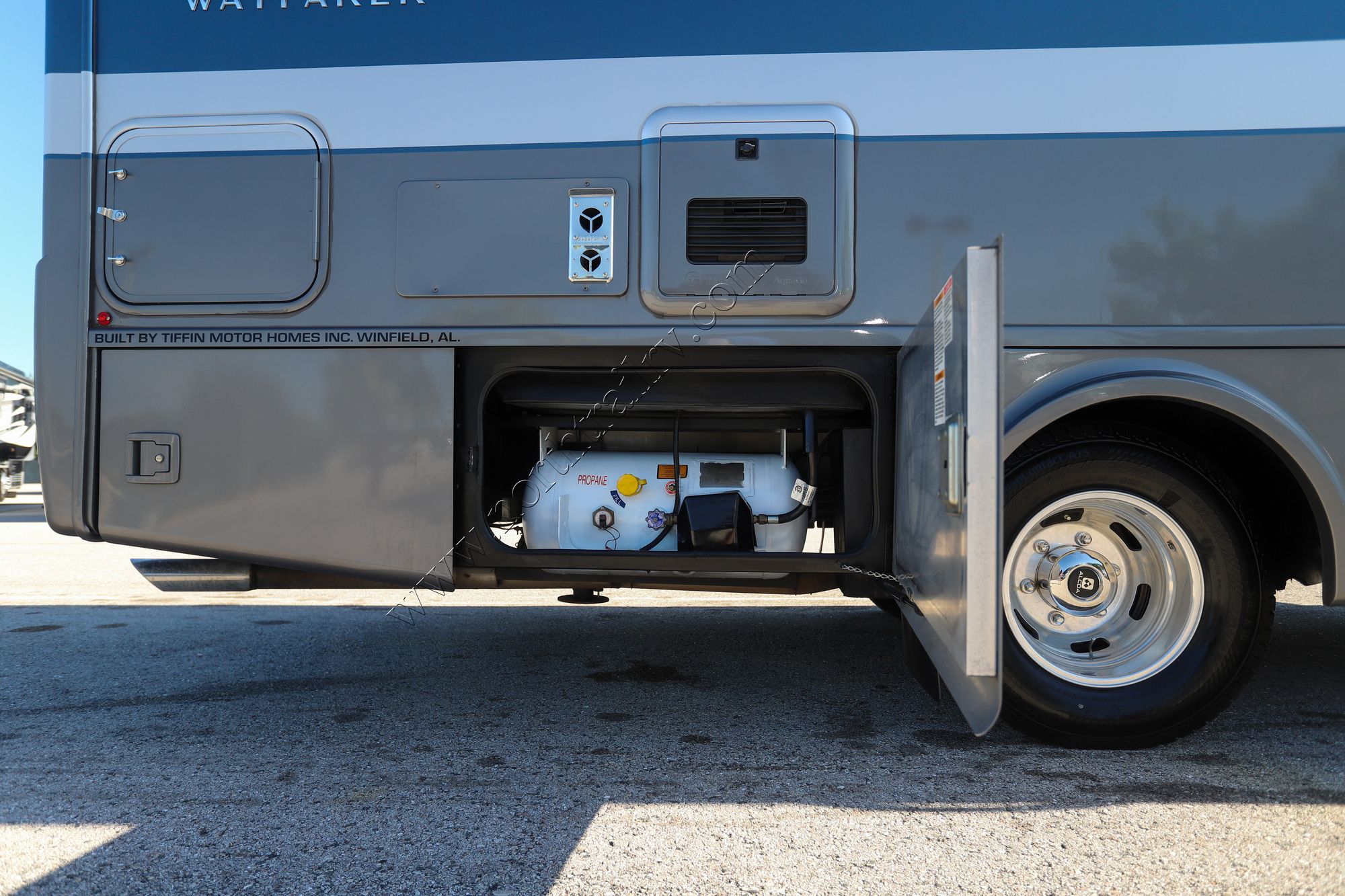 Used 2021 Tiffin Motor Homes Wayfarer 25TW Class C  For Sale