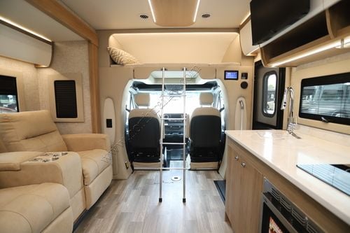 2026 Tiffin Motor Homes Wayfarer 25XRW