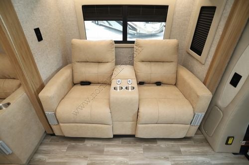2026 Tiffin Motor Homes Wayfarer 25XRW