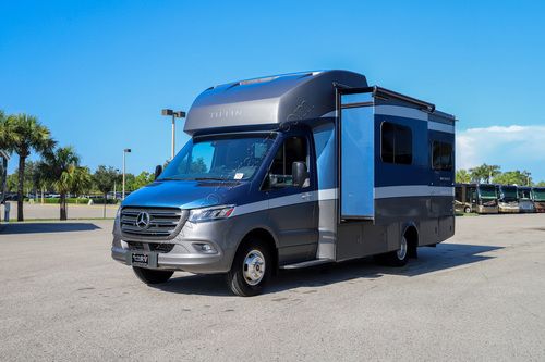 2021 Tiffin Motor Homes Wayfarer 25TW