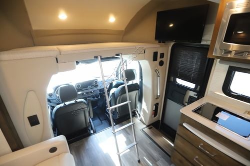 2021 Tiffin Motor Homes Wayfarer 25TW