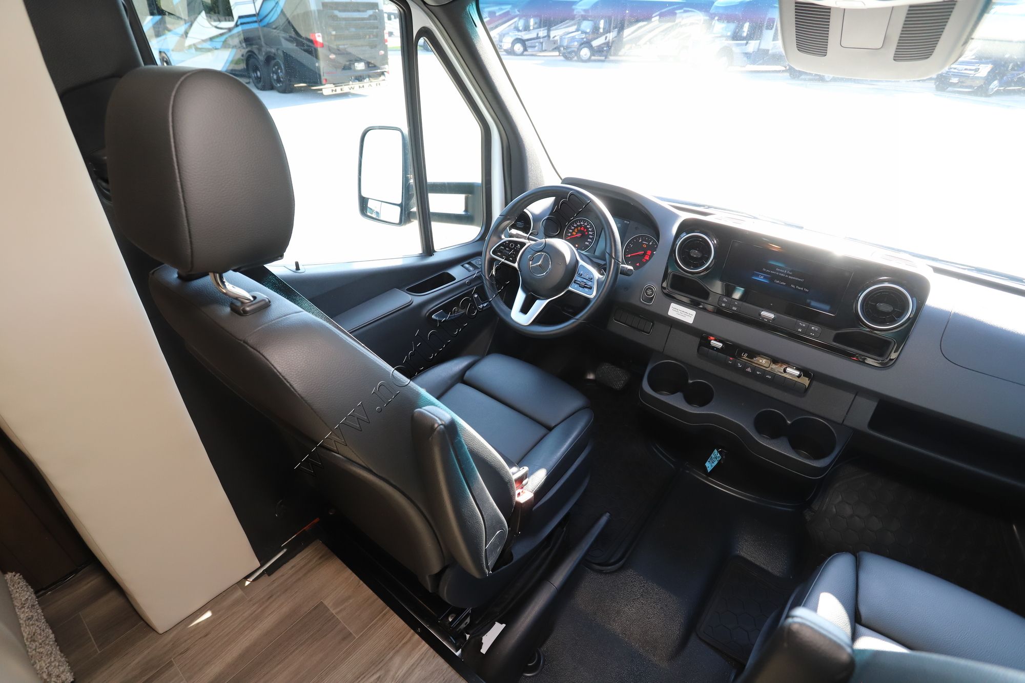Used 2021 Tiffin Motor Homes Wayfarer 25TW Class C  For Sale