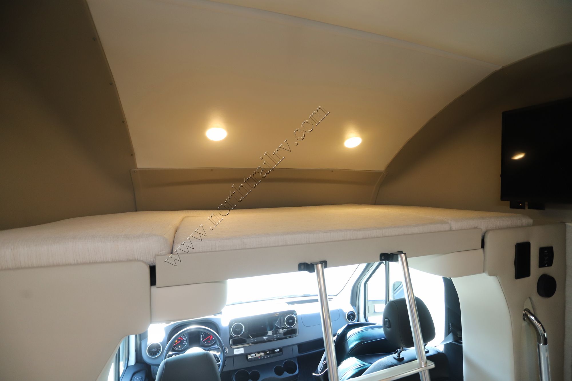 Used 2021 Tiffin Motor Homes Wayfarer 25TW Class C  For Sale