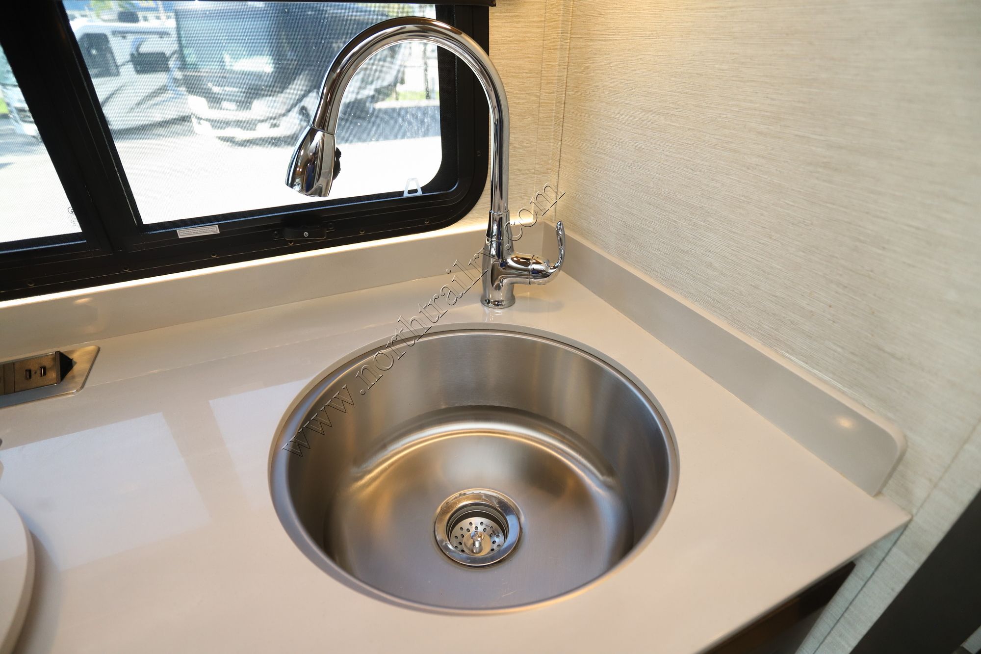 Used 2021 Tiffin Motor Homes Wayfarer 25TW Class C  For Sale