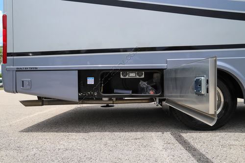 2026 Tiffin Motor Homes Wayfarer 25XRW