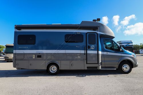 2021 Tiffin Motor Homes Wayfarer 25TW