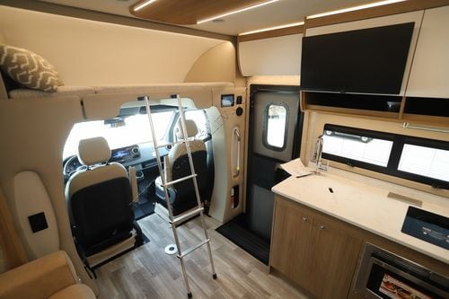 2026 Tiffin Motor Homes Wayfarer 25XRW