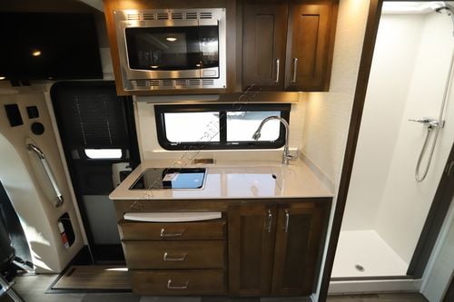 2021 Tiffin Motor Homes Wayfarer 25TW