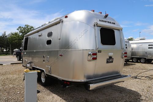 2025 Airstream Flying Cloud 23FB