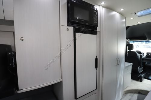 2023 Pleasure-Way Plateau FL