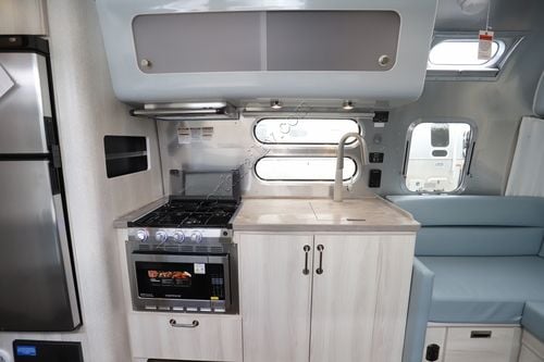 2026 Airstream International 28RB