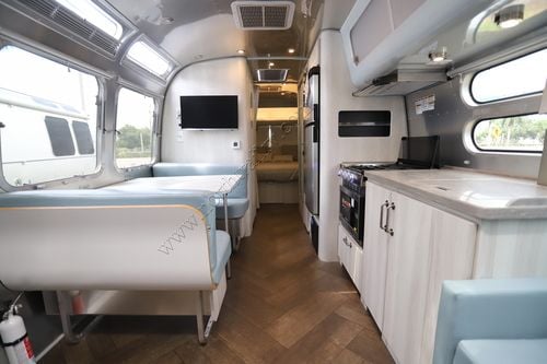 2026 Airstream International 28RB