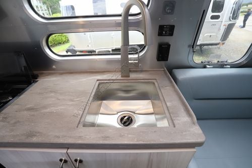 2026 Airstream International 28RB