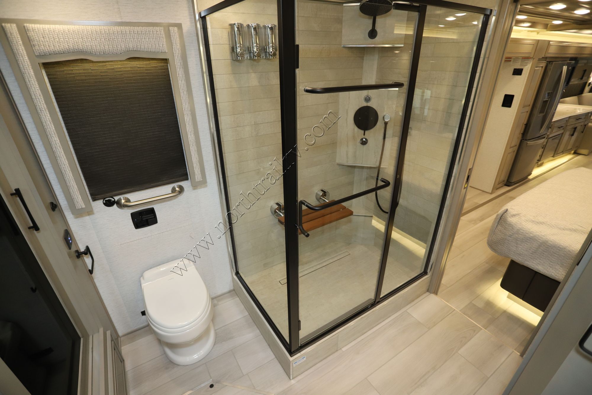 Used 2024 Newmar London Aire 4521 Class A  For Sale