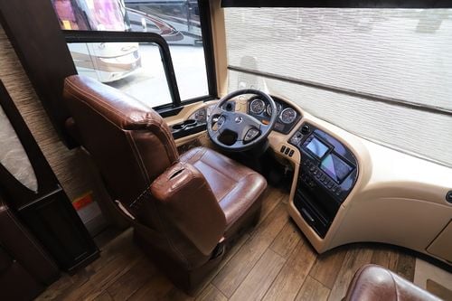 2017 Newmar Mountain Aire 4519