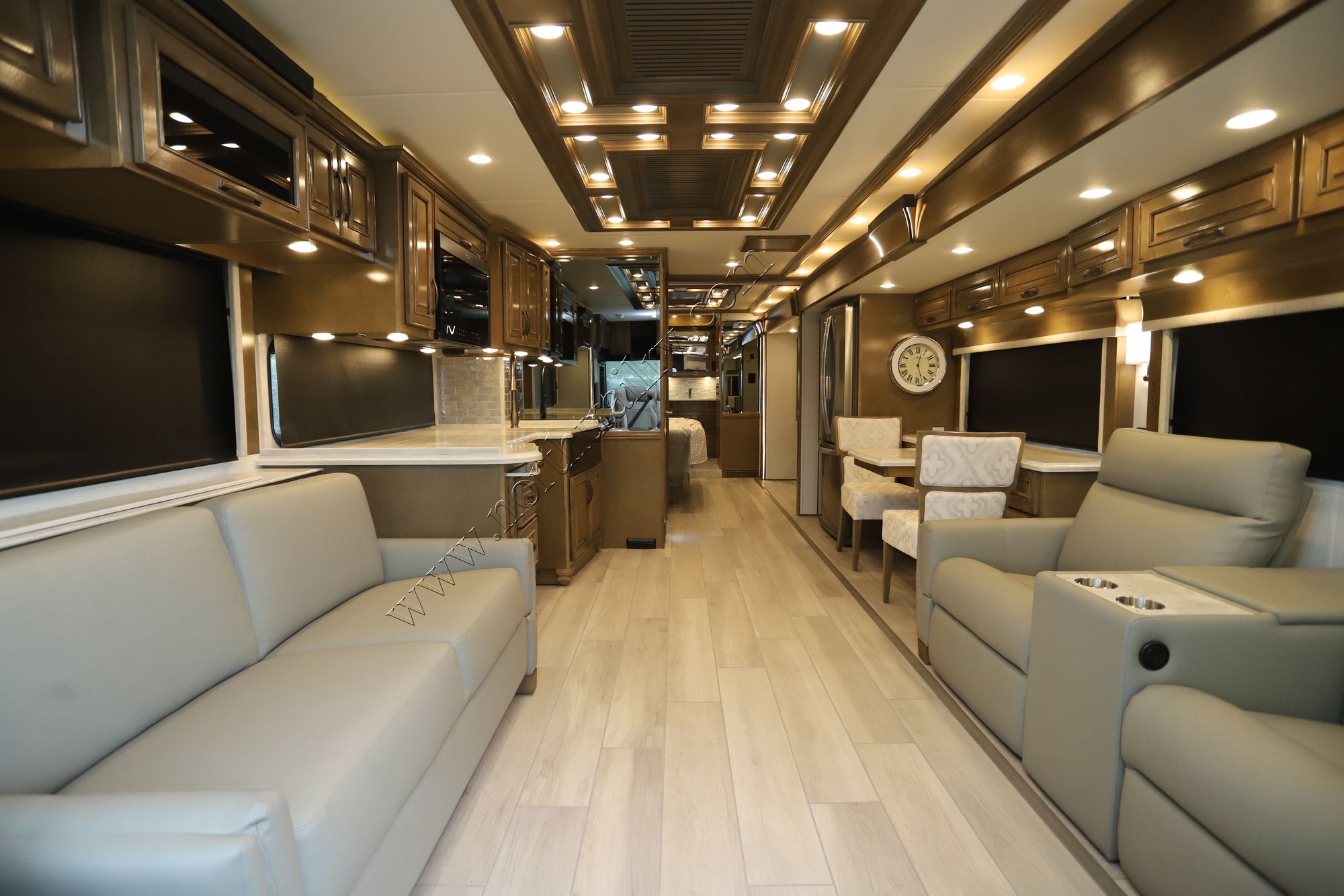 New 2026 Newmar Dutch Star 4081 Class A  For Sale