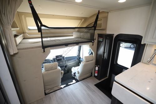 2026 Jayco Seneca Prestige 37K