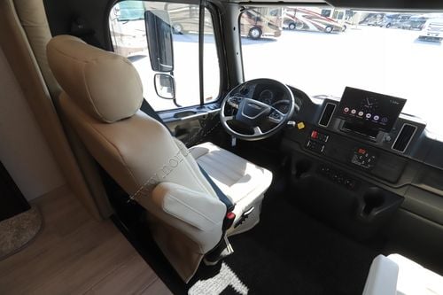2026 Jayco Seneca Prestige 37K