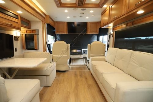 2024 Newmar Canyon Star 3947