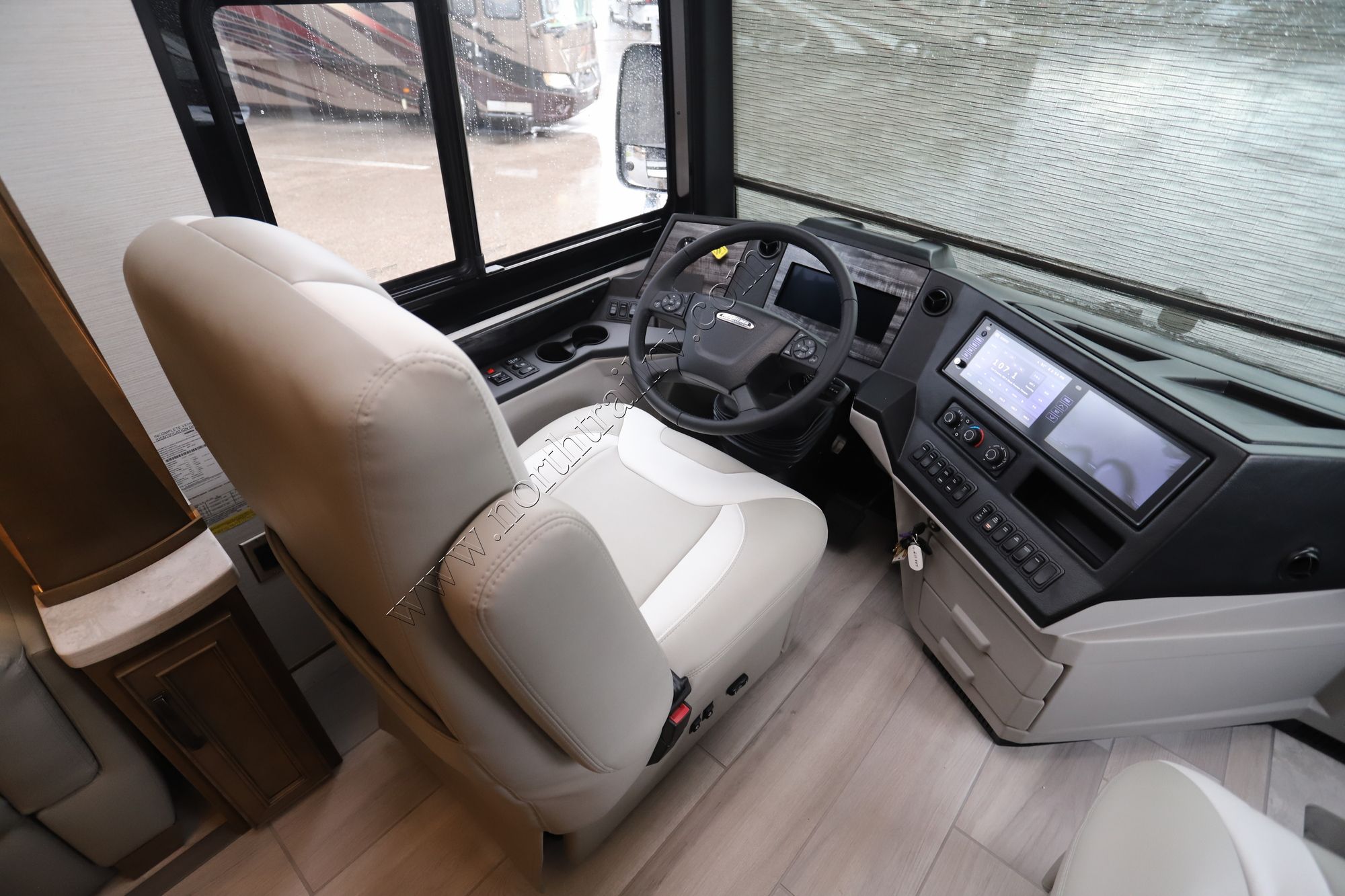New 2026 Newmar Dutch Star 4081 Class A  For Sale