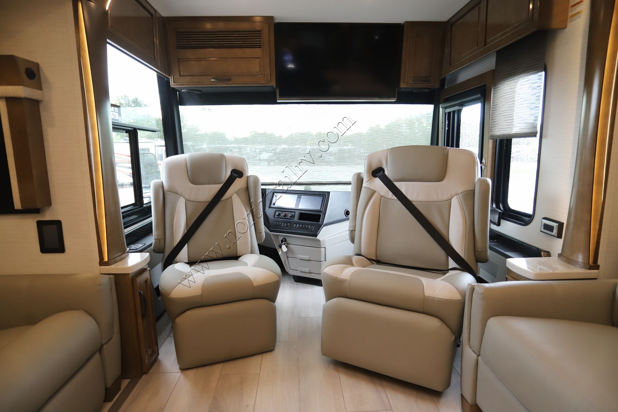 New 2026 Newmar Dutch Star 4081 Class A  For Sale