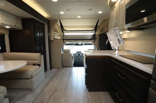 2026 Jayco Seneca Prestige 37K