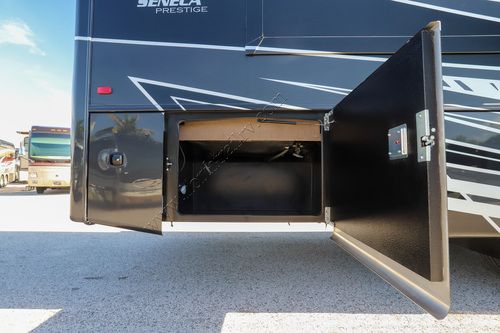 2026 Jayco Seneca Prestige 37K