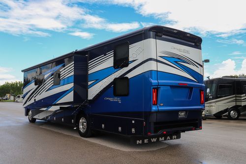 2024 Newmar Canyon Star 3947