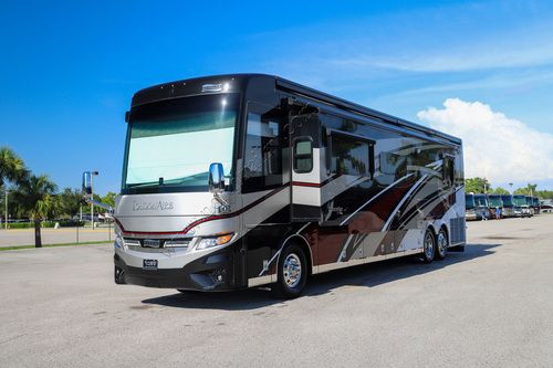 2024 Newmar London Aire 4521