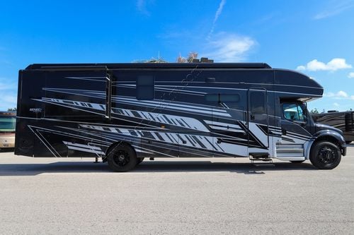 2026 Jayco Seneca Prestige 37K