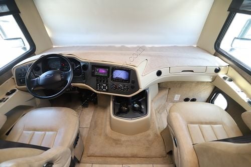 2017 Tiffin Motor Homes Allegro 34PA