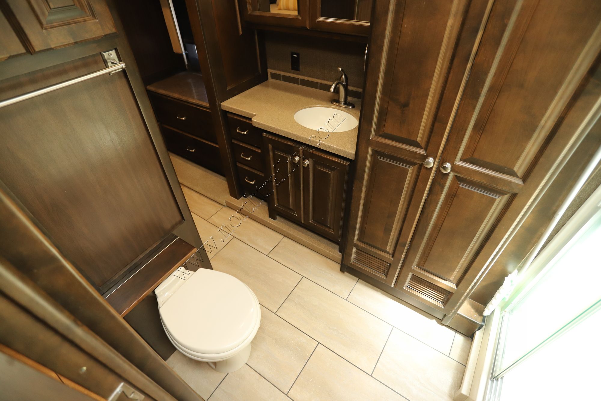 Used 2017 Tiffin Motor Homes Allegro 34PA Class A  For Sale
