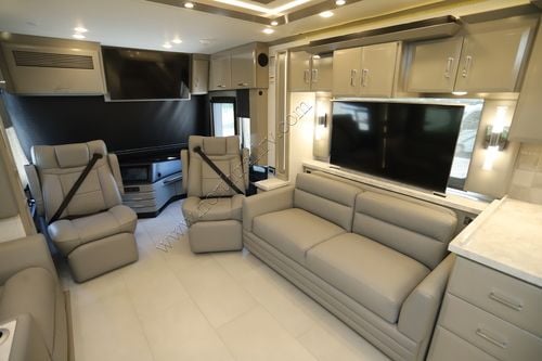 2026 Newmar Mountain Aire 4551