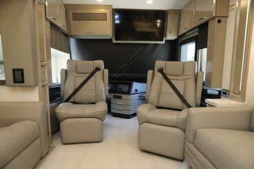 2026 Newmar Mountain Aire 4551