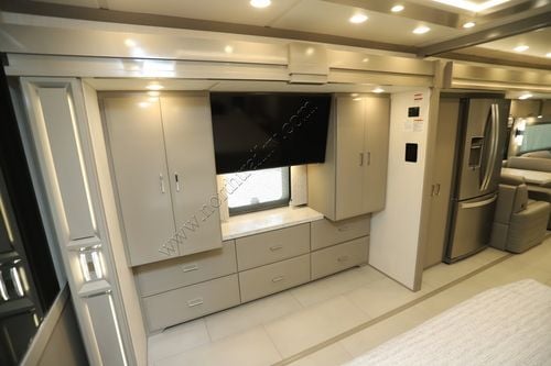 2026 Newmar Mountain Aire 4551